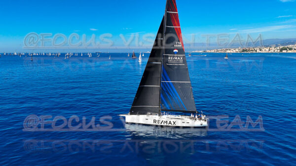 REMAX ONE - ITA65001 (035)