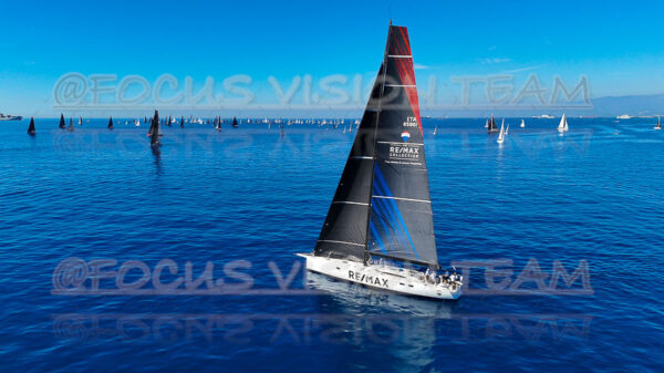 REMAX ONE - ITA65001 (038)