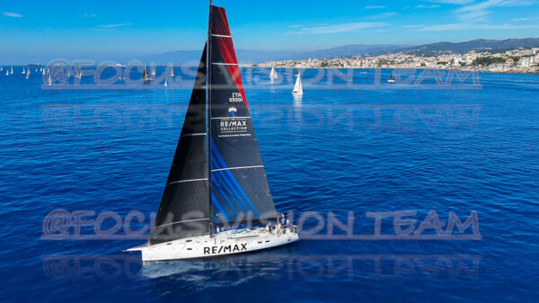 REMAX ONE - ITA65001 (049)