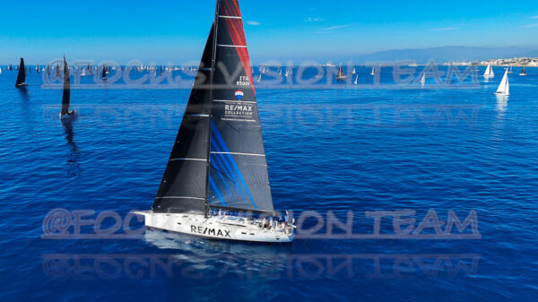 REMAX ONE - ITA65001 (050)